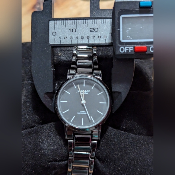 Classic OMAX Designer Waterproof Stainless Steel Rhodium Pltd Dress lady's watch - Picture 4 of 7